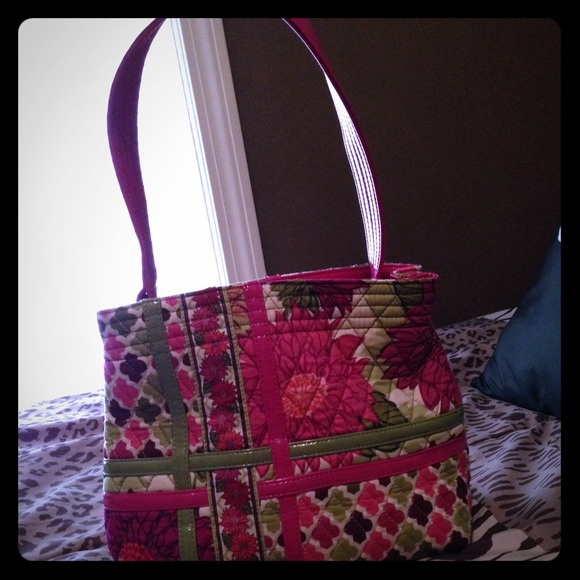 SOLD🚫Vera Bradley hello Delilah! Tote purse