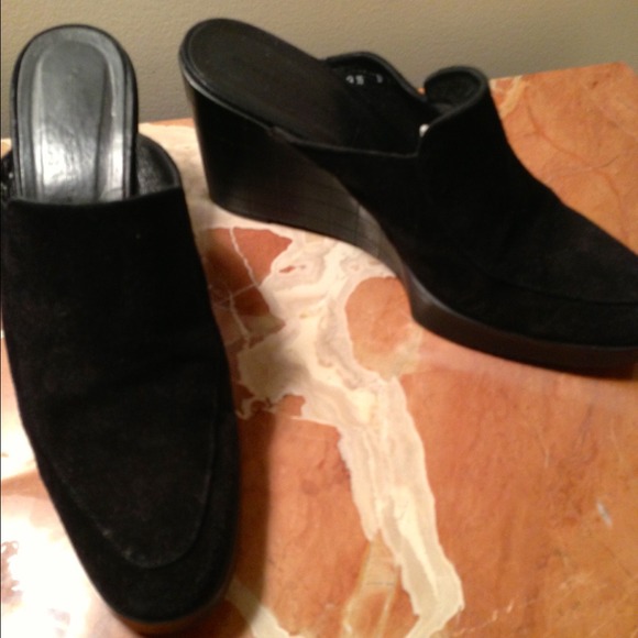 Robert Clergerie Black suede wedge slip on