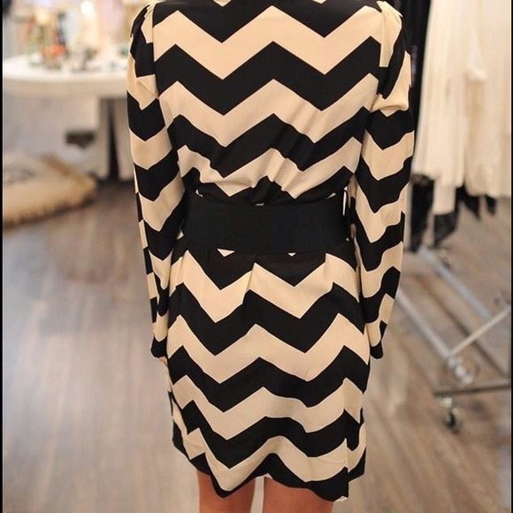 Bundled -Chevron Belted Dress - Tuxedo - Picture 2 of 3