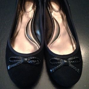 Lands End black kitten heels size 7.5B