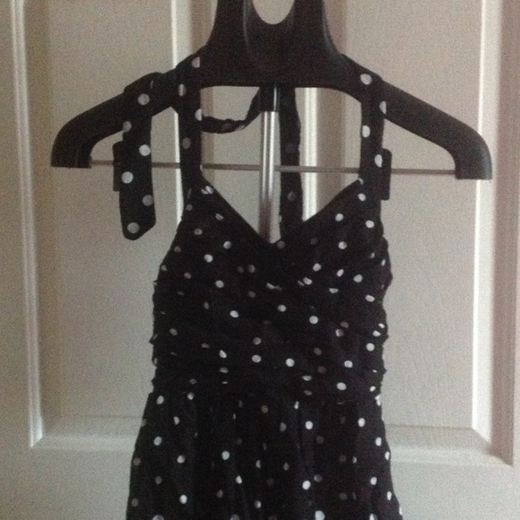 Halter dress - Picture 1 of 1