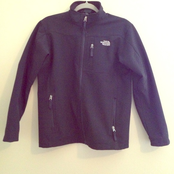 Black North face jacket