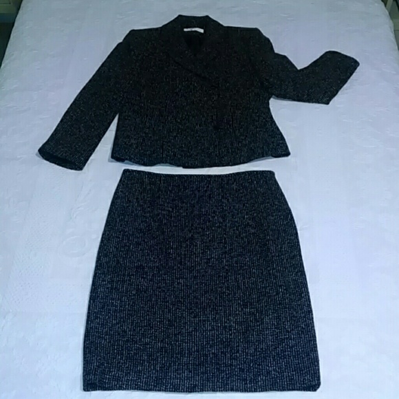 🎆Reduced🎆Tahari Skirt Suit, Sz 14