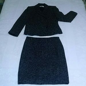🎆Reduced🎆Tahari Skirt Suit, Sz 14