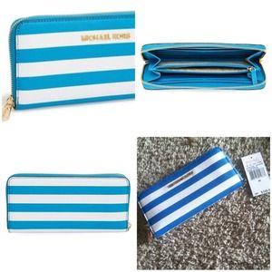 Jet Set Travel Striped Michael Kors Wallet