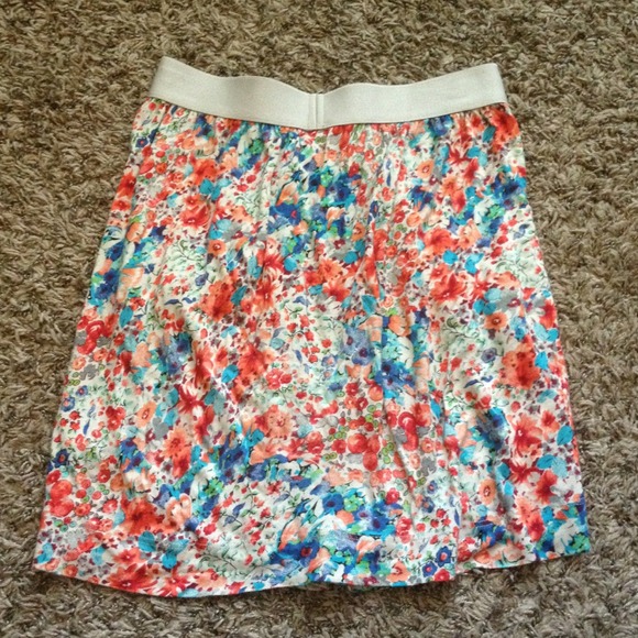 💥LAST DAY💥Floral skirt by Eight Sixty - Picture 3 of 4