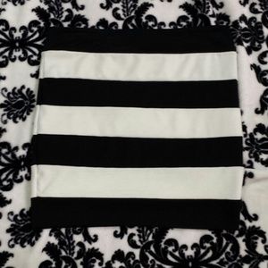 Black and white stripped skirt