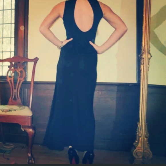 HOTTTT black dress - Picture 4 of 4