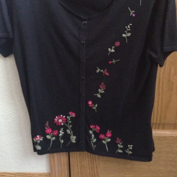 Black floral top