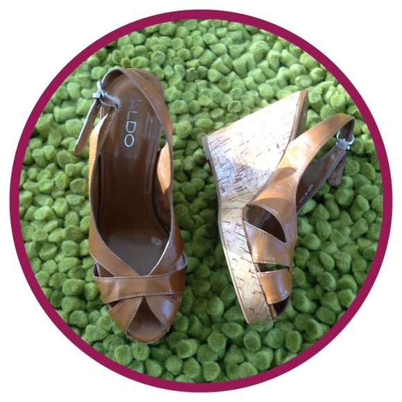Nude/tan/brown Aldo wedges