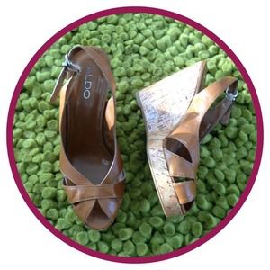 Nude/tan/brown Aldo wedges