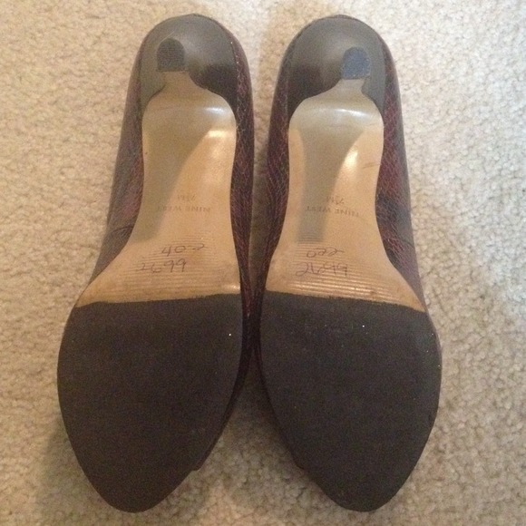 Nine West Pumps - Picture 3 of 3