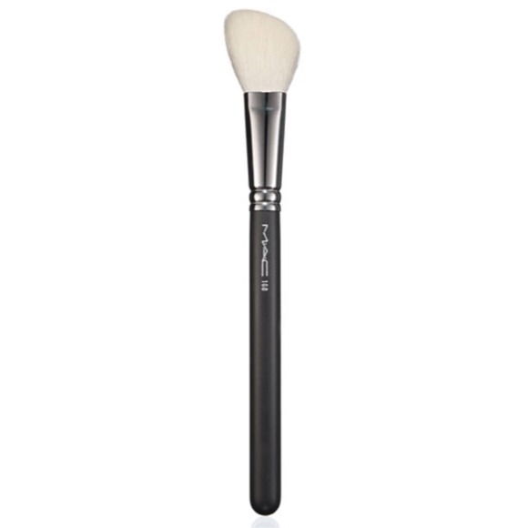 ❌ SOLD ❌ MAC 168 Brush