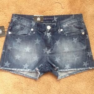 NEW Rock & Republic Shorts Size 6