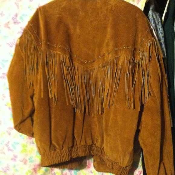 Leather suede jacket with fringe - Picture 3 of 4