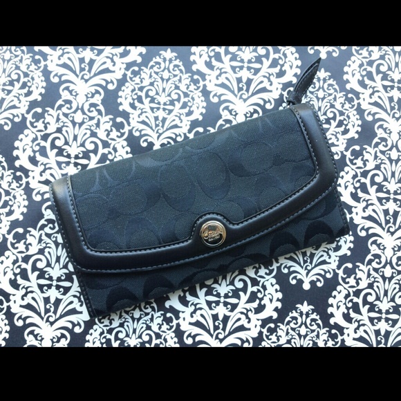Coach Clutches & Wallets - Coach Wallet
