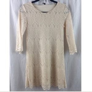 RESERVED H&M cream lace 3/4 sleeve dress RESERVED