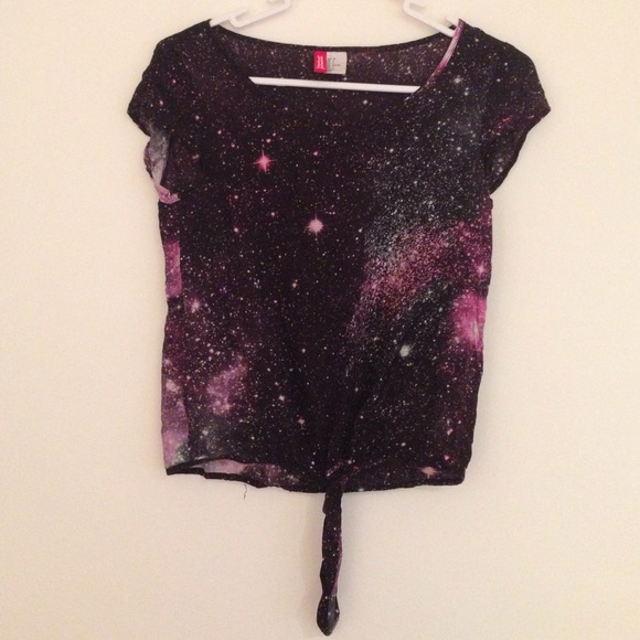 Galaxy Silk Top H&M
