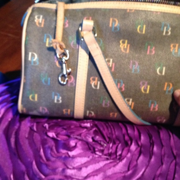 Dooney & Bourke handbag! - Picture 4 of 4
