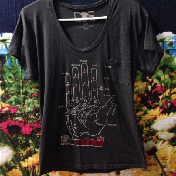 Palmistry oversized t-shirt size small
