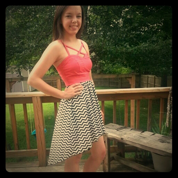 Pink/ chevron dress!