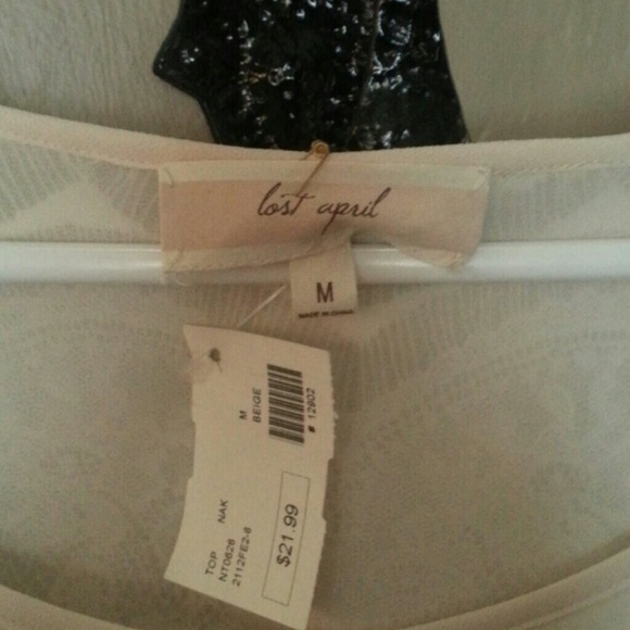 Top - Picture 3 of 4