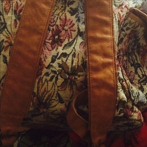 Floral Backpack - Picture 2 of 2