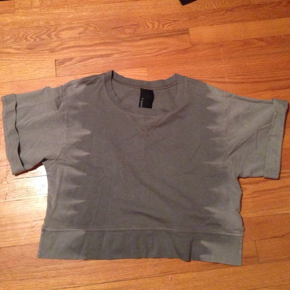 Dolan T-shirt brand top