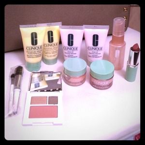 ❌SOLD❌ Clinique set
