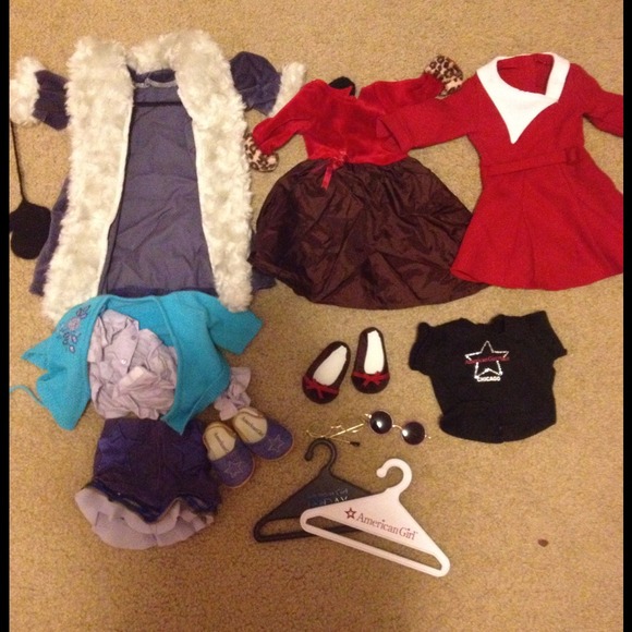 american girl clothes(:
