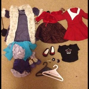american girl clothes(: