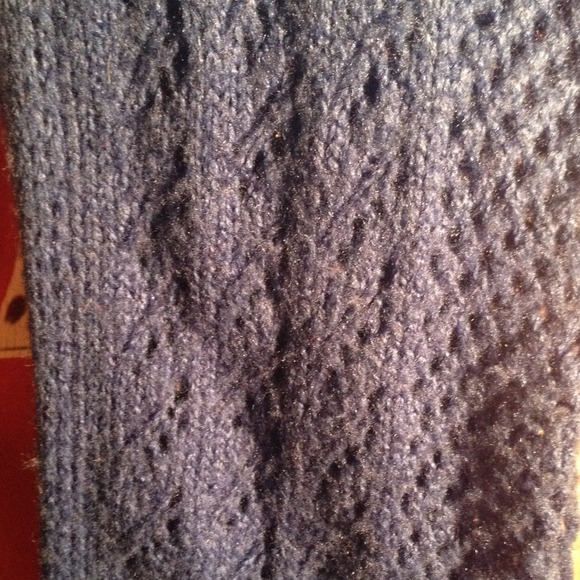 Scarf - Picture 2 of 3
