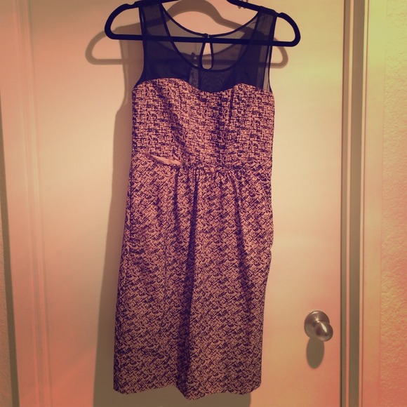 Lady like pink and black dress