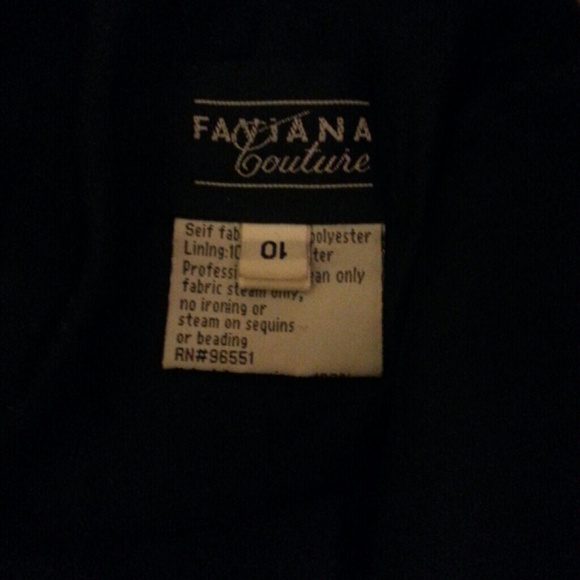 Black prom grown - Picture 4 of 4