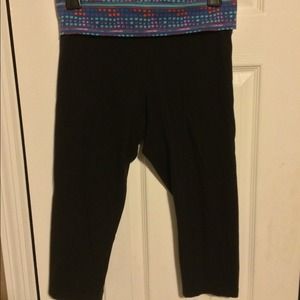 Yoga, tank, shoes and sports bra bundle