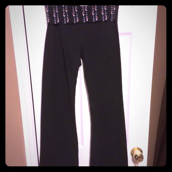 American Eagle yoga pants- small