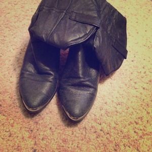 Black cowboy boots