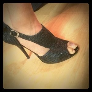 White House Black Market Woven Stillettos