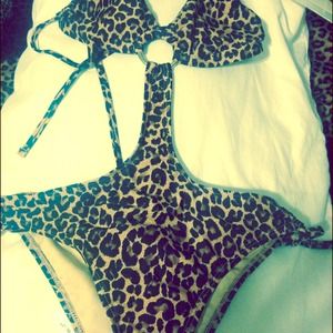 One piece bathing suit