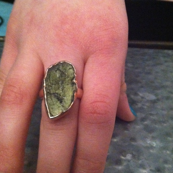 Women's ring
