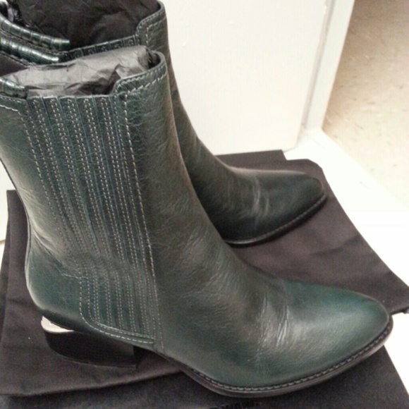 Sold**Brand new Alexander Wang Anouk Chelsea boots - Picture 3 of 3