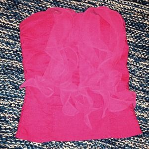 XX SOLD XX ⭐️Hot Pink Ruffled Top⭐️