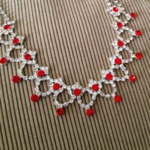 Fashion necklace - red & silver