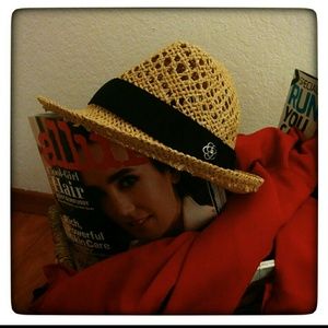 H&M Straw hat with black ribbon