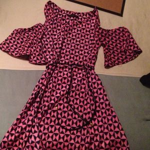 Fun and flirty dress with belt