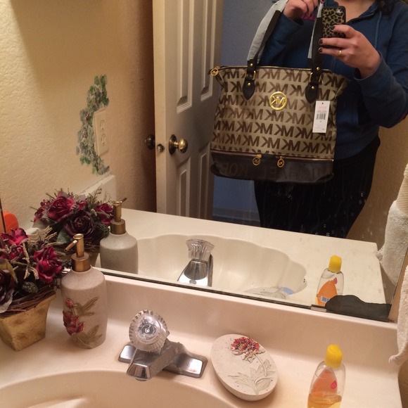 🚫SOLD🚫 - Picture 2 of 2