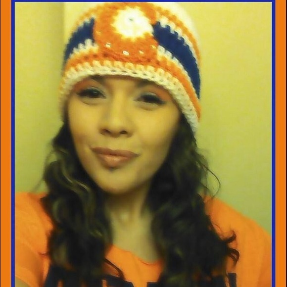 Crochet beanie - Picture 3 of 3