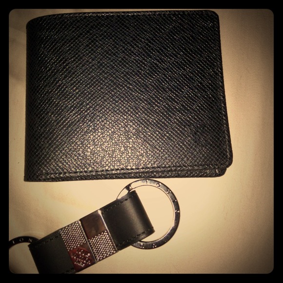 Louis Vuitton men's wallet NFS