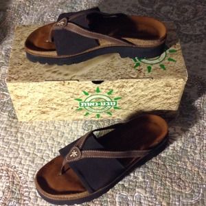 naot orion sandals