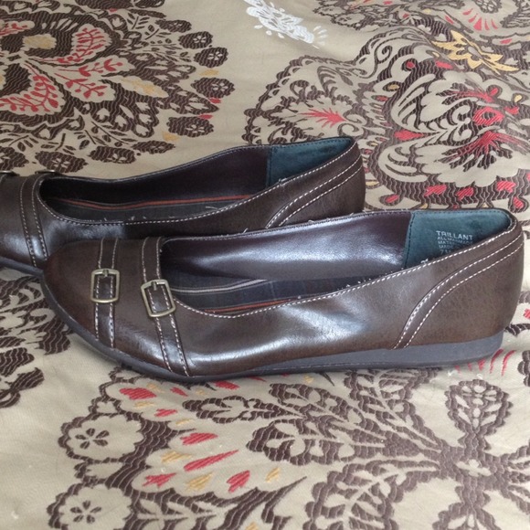 SOLD. Dark Brown Flats with Buckle Detail
